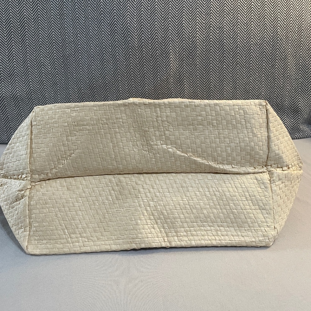 NWT St. Tropez Lightweight Off-White Beach Tote - Picture 5 of 8